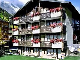 Amici Apartment *